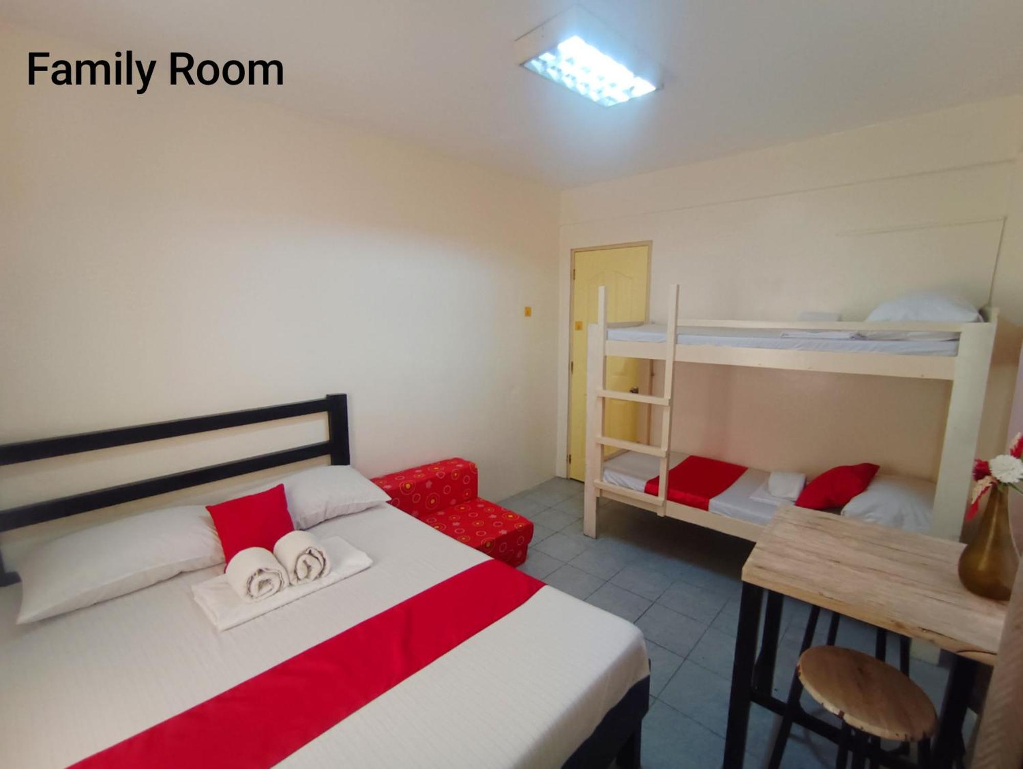 Bed And Brewhouse Sucat Bed & Breakfast Paranaque City Екстериор снимка